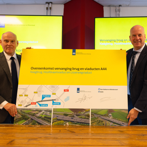 Contractondertekening A44 Rijkswaterstaat - Van Hattum en Blankevoort
