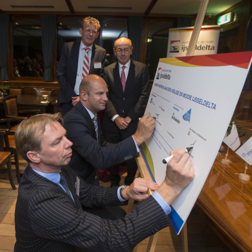 OndertekeningIJsseldelta.jpg