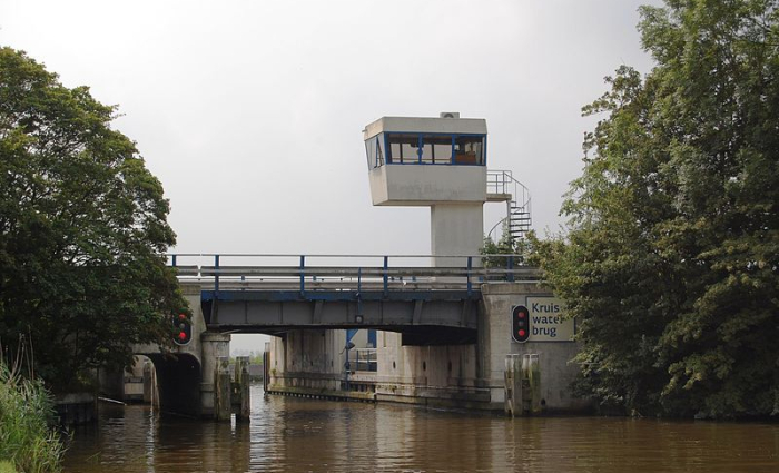 Kruiswaterbruggen.jpg