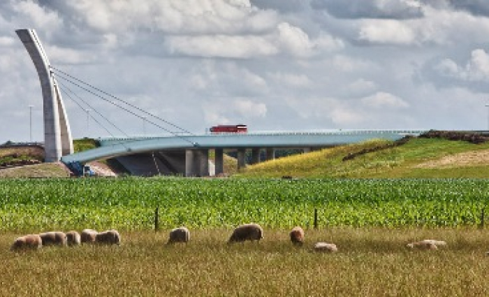 betonprijs brug Wilhelminakanaal.jpg