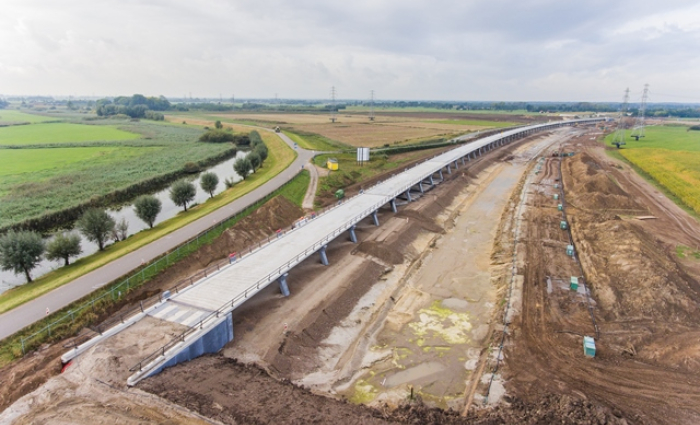 Luchtfoto Veessen Wapenveld.jpg