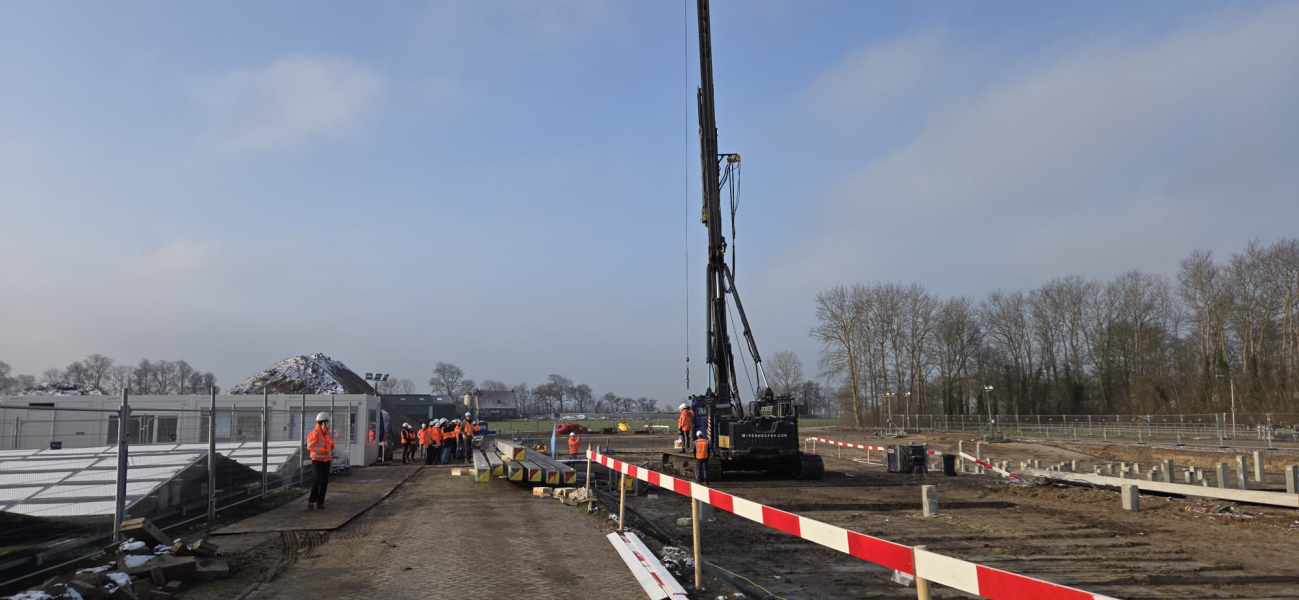 RWZI Wieringen - Eerste paal