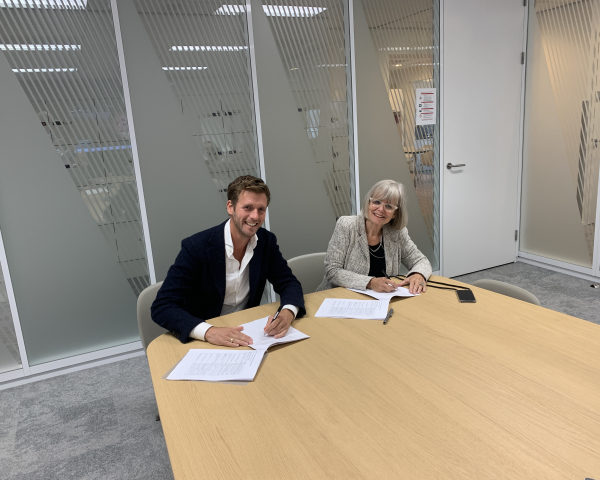 Ondertekening Asterpad.jpg