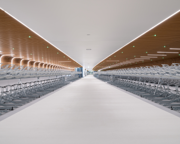 10  IJboulevard_VenhoevenCS-VHB ©Ossip van Duivenbode.jpg