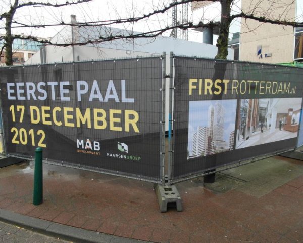 121217 eerste paal.jpg