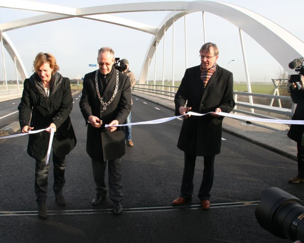 foto opening Witte Brug.jpg
