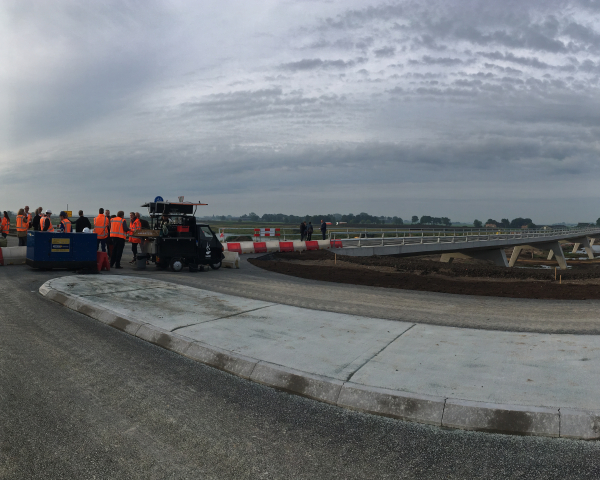 170630 opening brug IsalaDelta Kampen.JPG