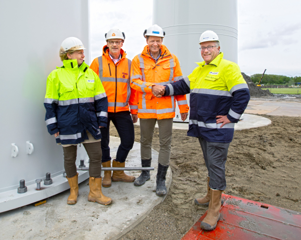 Tennet contract bezegeling.jpg