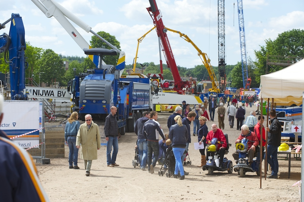 foto dag vd Bouw Nijverdal 3.JPG
