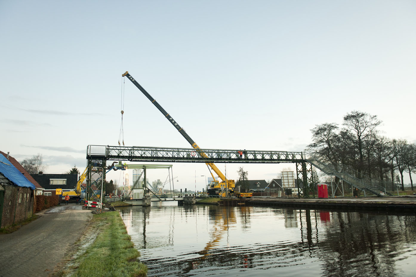 2012-1-15 Voorlopige fiets voetgangersbrug.jpg