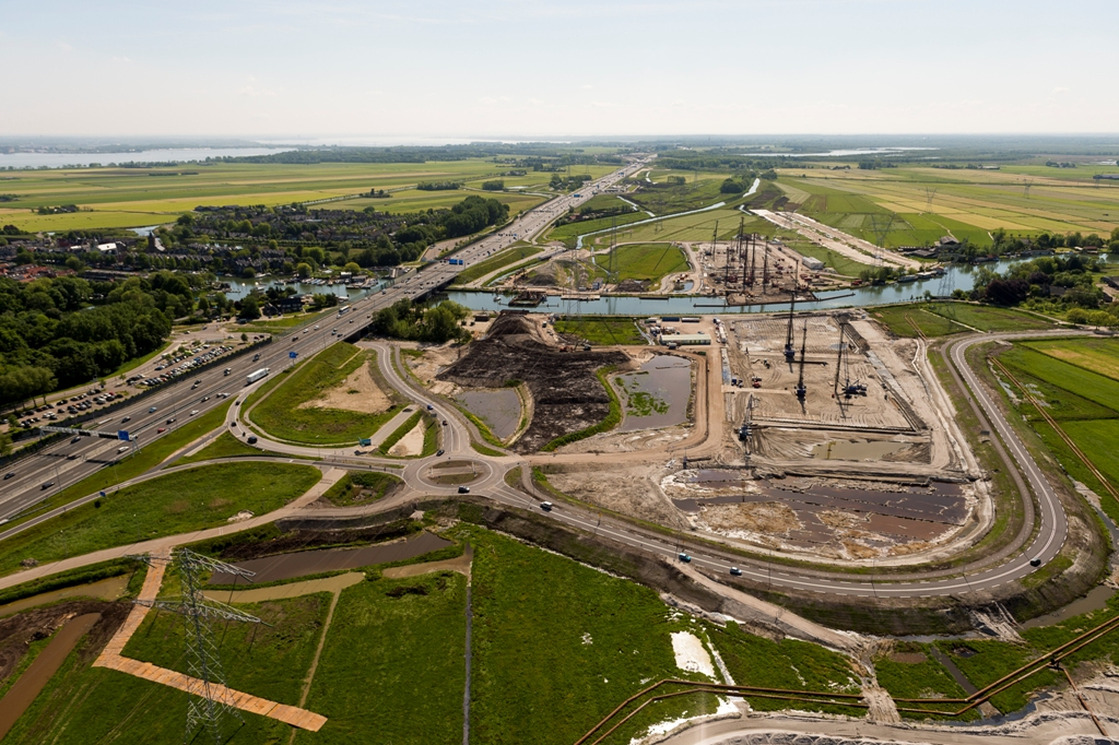 Lucht aquaduct.jpg