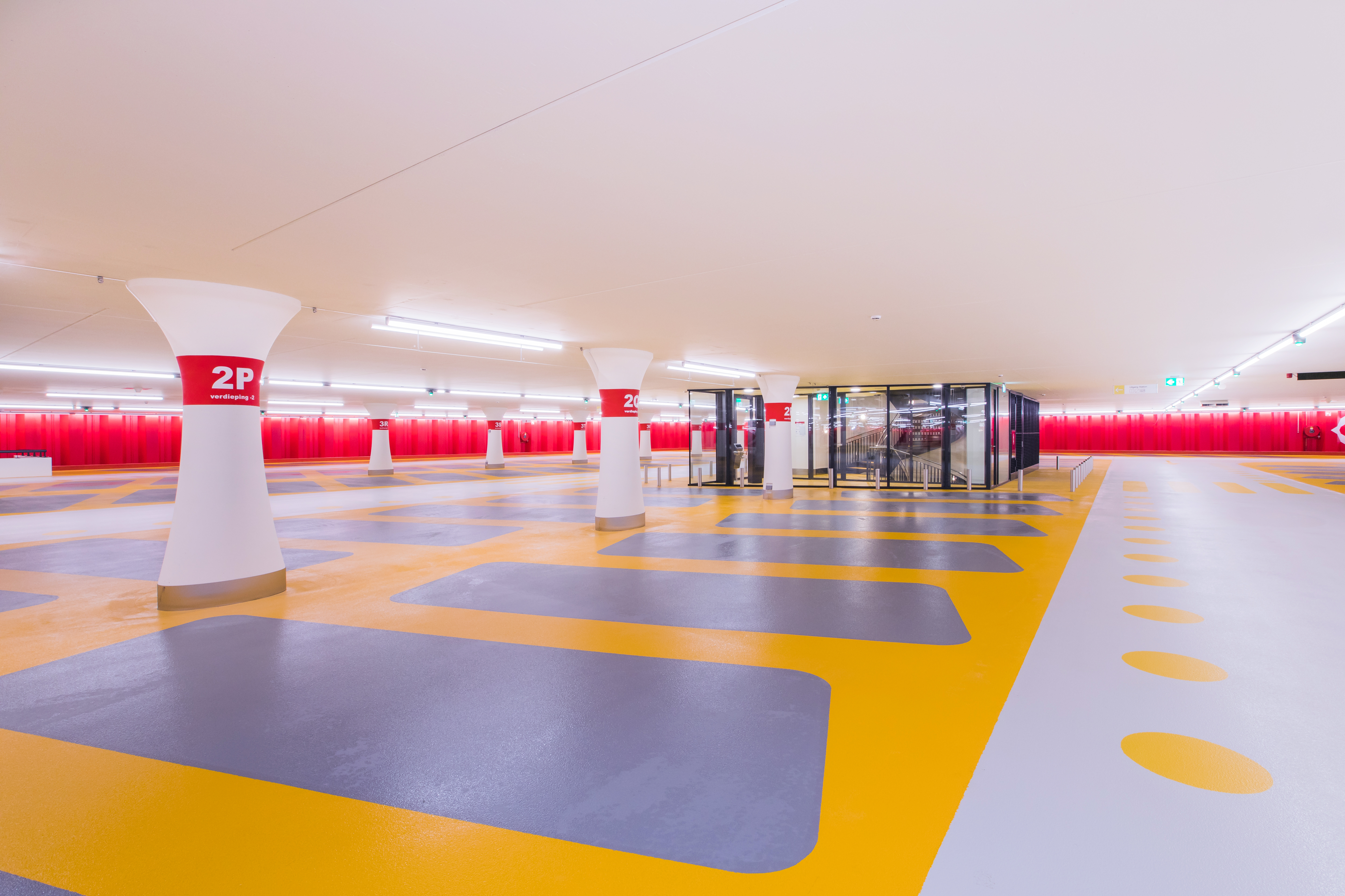 © Marina Kemp - Parkeergarage - Jaarbeursplein - preview 007.jpg