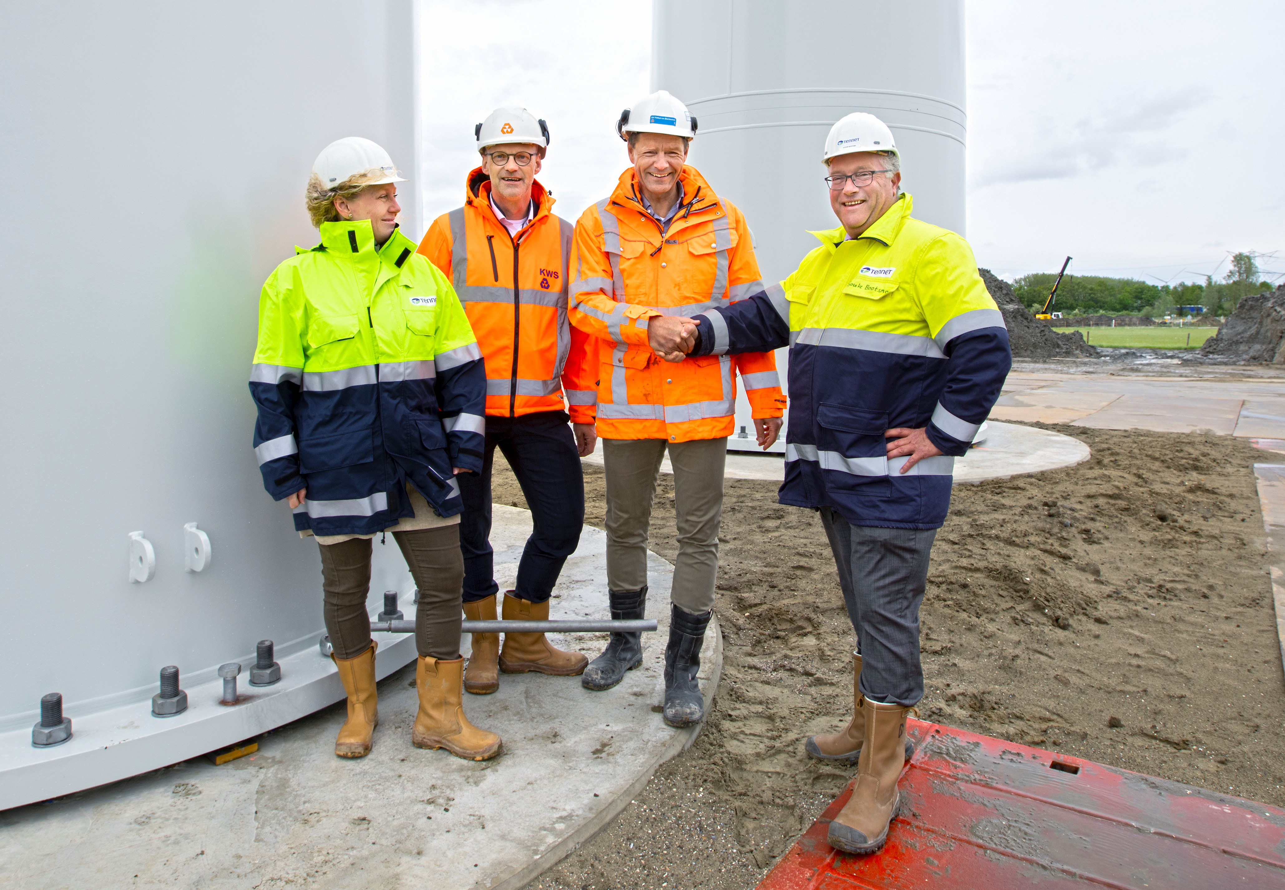 Tennet contract bezegeling.jpg